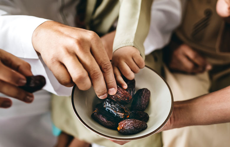 Rahasia Mengkonsumsi Kurma Premium Barari dengan Cara Beda!